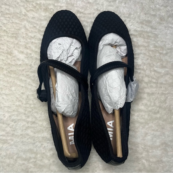 NEW MIA Bena Mesh Flats Buckle Closure - Picture 2 of 4